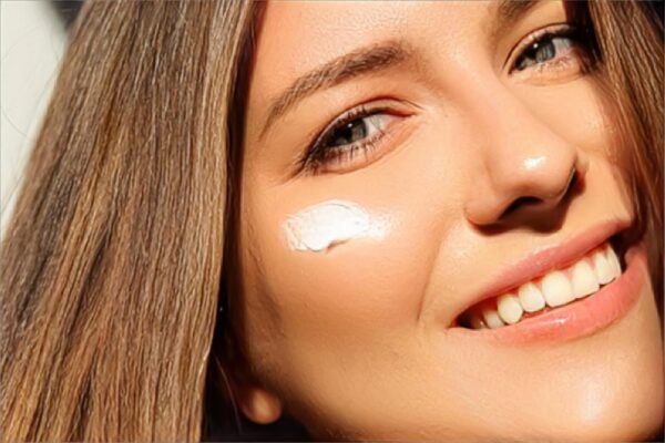 Protecție solară sub machiaj: în ce ordine aplici produsele și cum reaplici SPF-ul