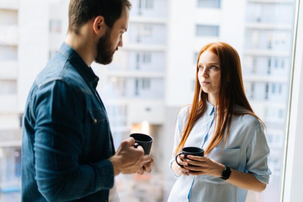 Ce să faci dacă ai flirtat cu un coleg și acum vrei să restabilești limitele